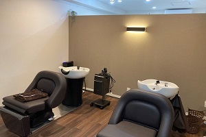 JR土山駅前美容室ShuShu